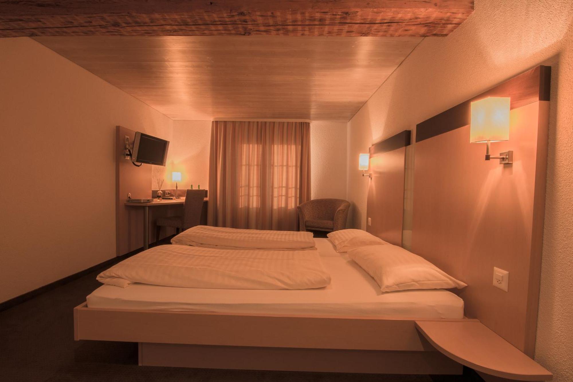 Hotel Zum Goldenen Kreuz Frauenfeld Quarto foto